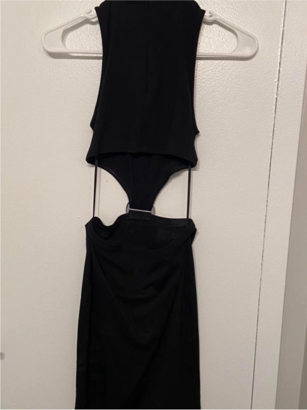 Forever 21 Black Sleeveless Cutout Mini Dress with Silver Ring - Picture 2 of 2